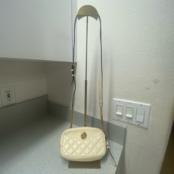 NWOT Versace Cream and Gold Quilted Crossbody/Shoulder Bag - Picture 7 of 14